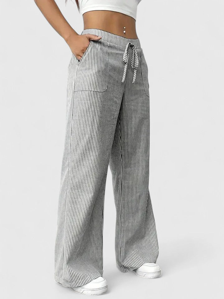 Stylish Wide-Leg Tailored Trousers for Spring