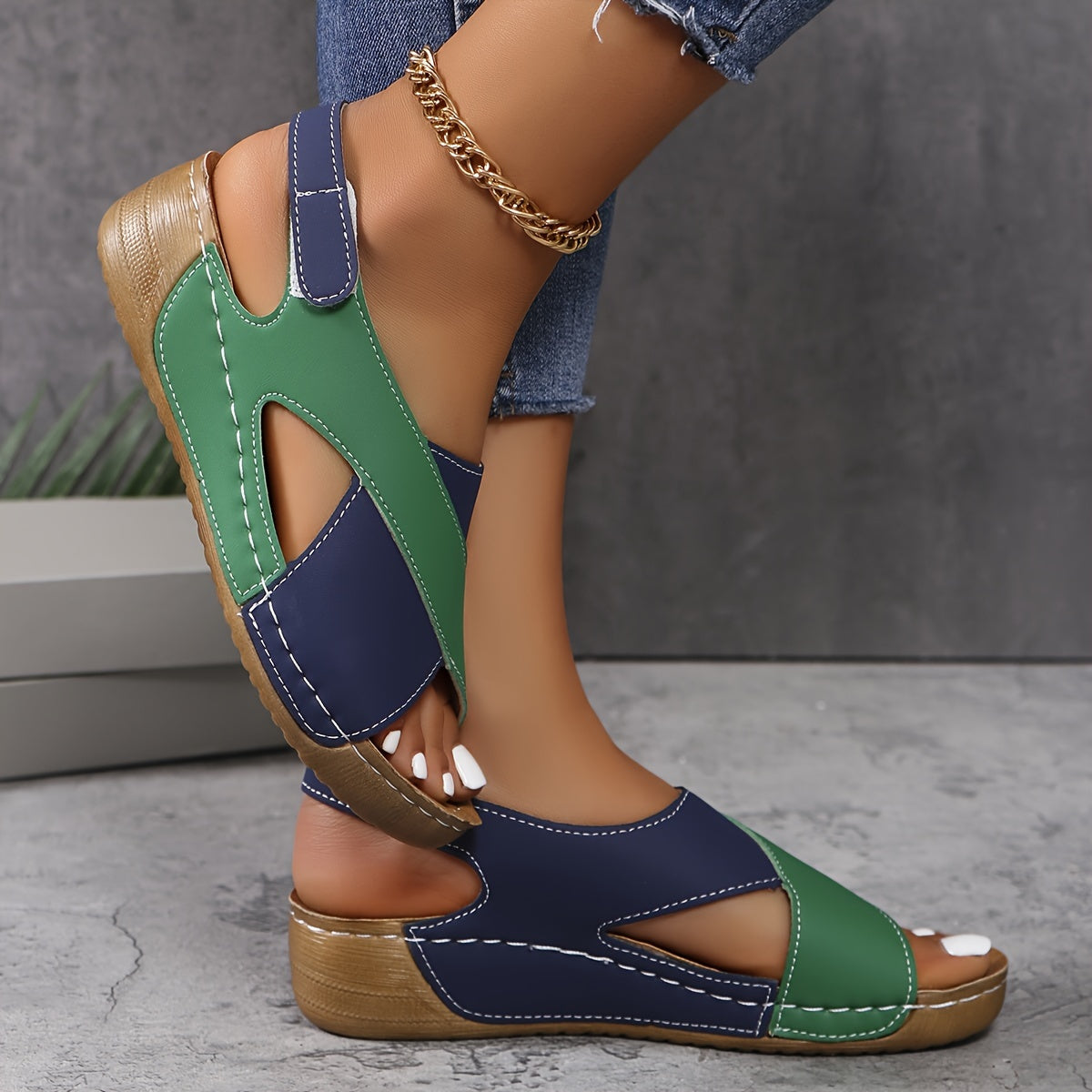 Relaxed Orthopedic Sandal with Cushioned Sole for Summer