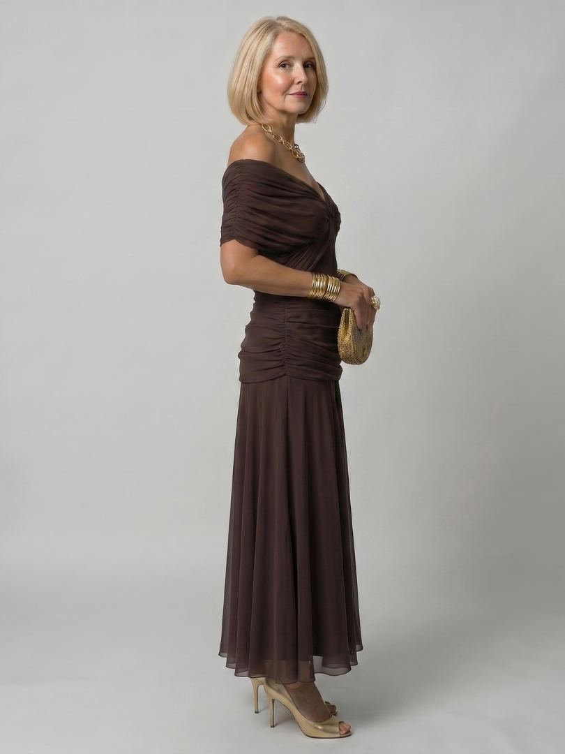 Elegant Flowy Midi Dress Sleeveless Summer Fit