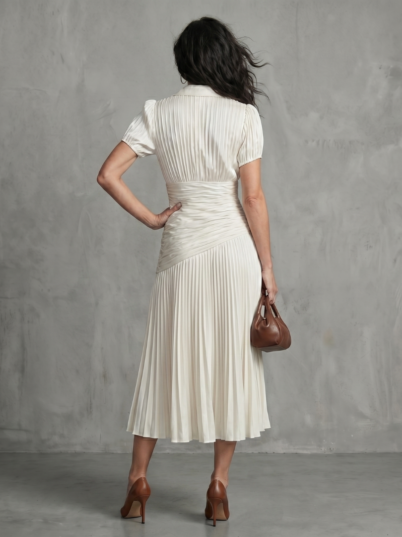 Elegant Pleated Midi Dress with Waistband Detail