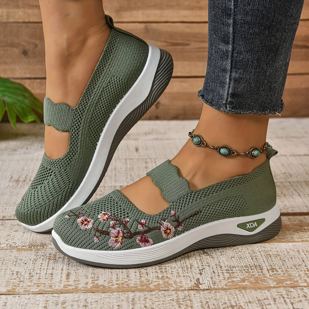 Relaxed Everyday Sandals for Spring Walking Comfort