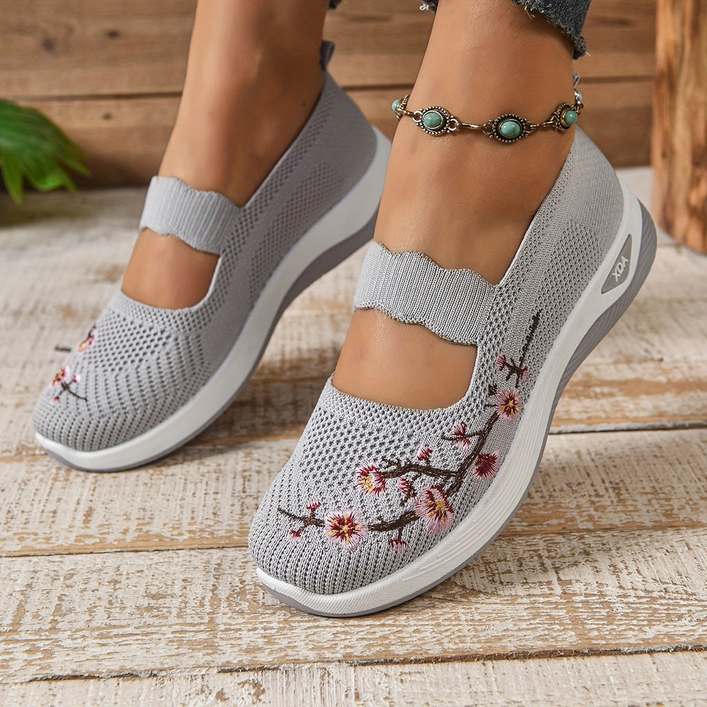 Relaxed Everyday Sandals for Spring Walking Comfort
