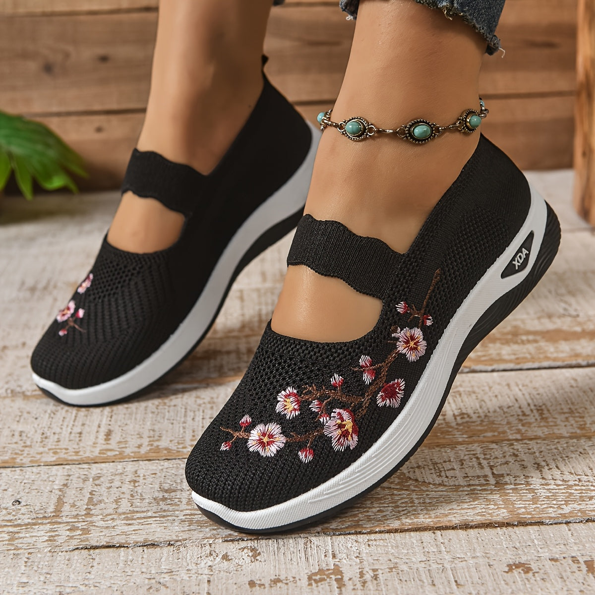Relaxed Everyday Sandals for Spring Walking Comfort
