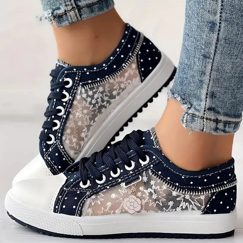 Stylish Women's Floral Detail Sneaker Spring Casual Fit