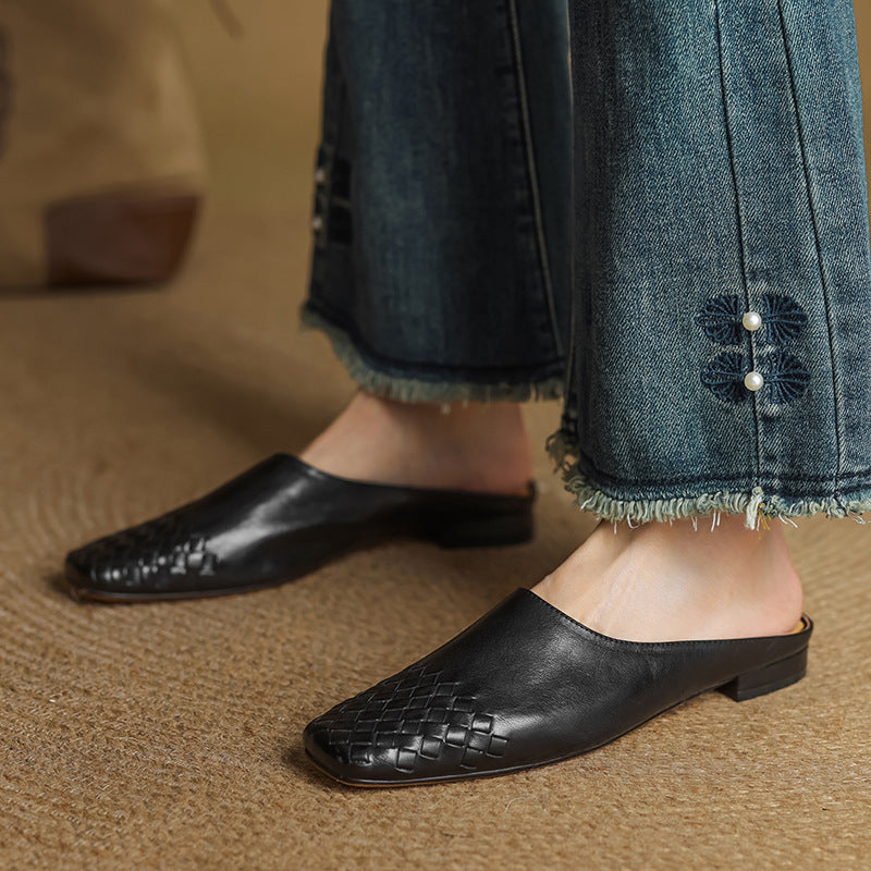 Relaxed Woven Slides for Everyday Summer Comfort