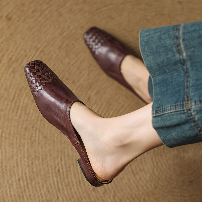 Relaxed Woven Slides for Everyday Summer Comfort