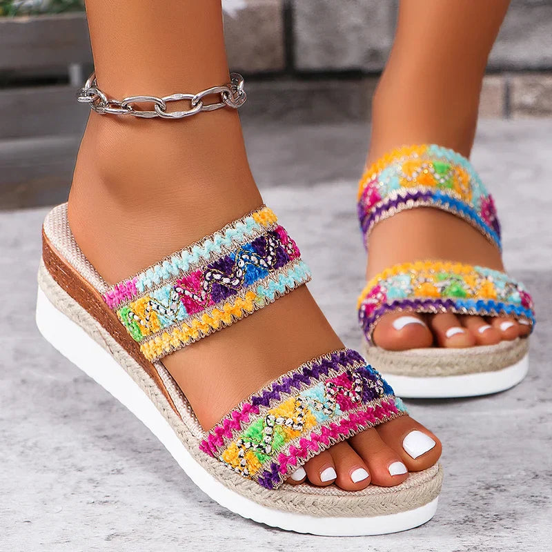 Stylish Women's Slip-On Sandals Summer Lightweight Comfort Fit