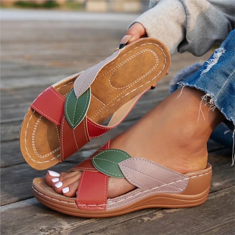 Relaxed Soft Slip-On Slippers for Summer