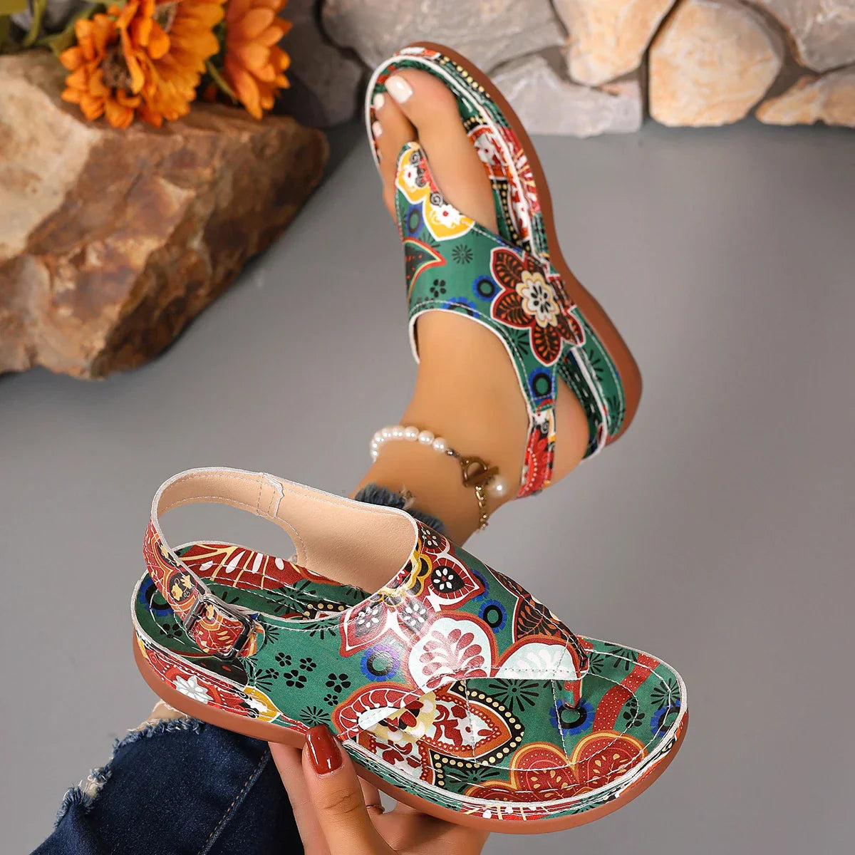 Elegant Lightweight Summer Sandals Breathable Open-Toe Fit